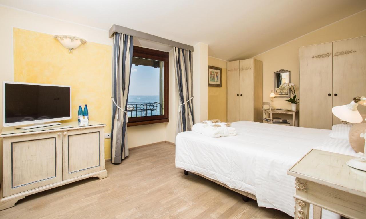Hotel Spiaggia D'Oro - Charme & Boutique - Garda Lake Collection Salò Eksteriør bilde